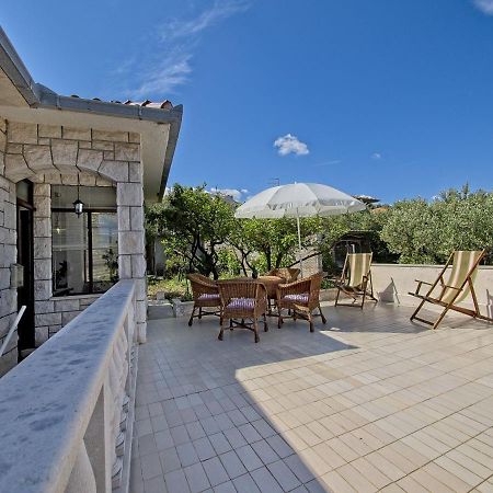 Apartman Nikica Постира Экстерьер фото