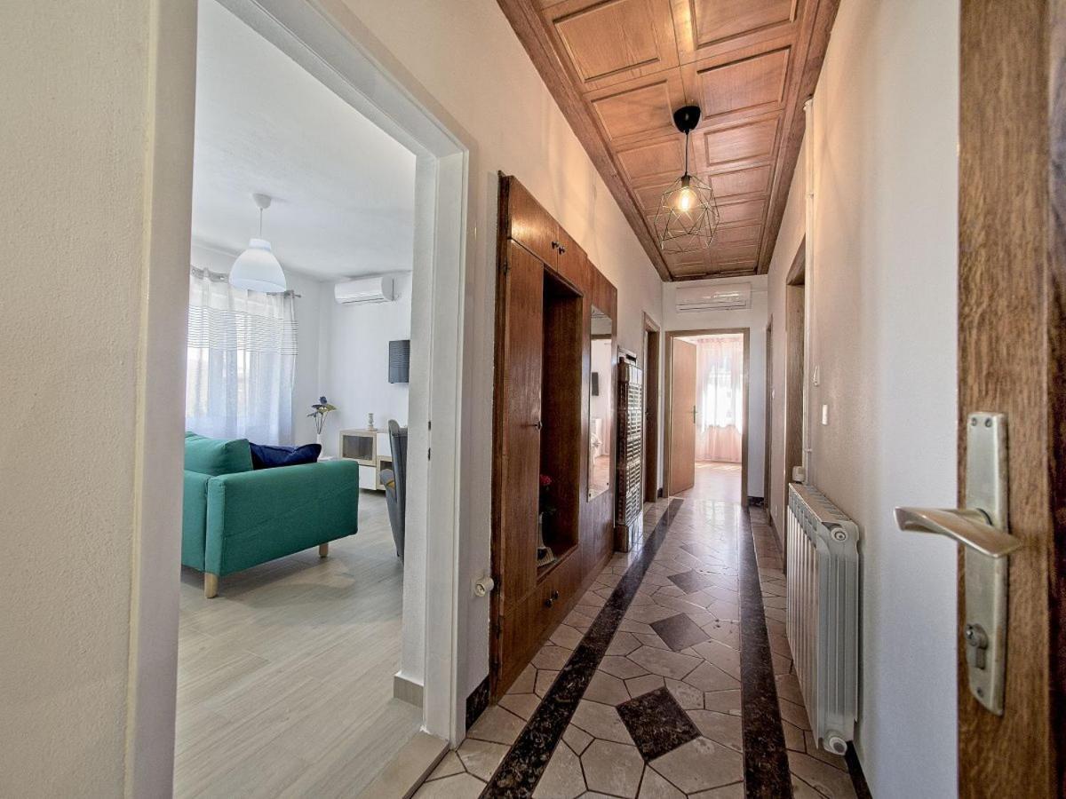 Apartman Nikica Постира Экстерьер фото