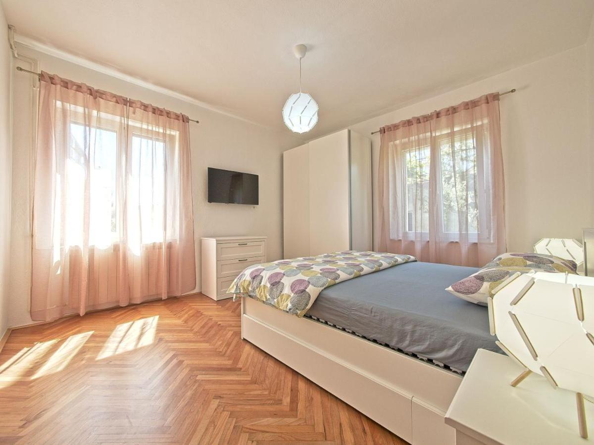Apartman Nikica Постира Экстерьер фото