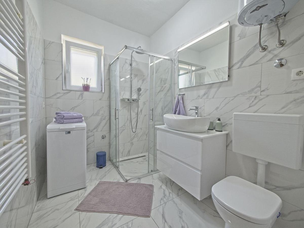Apartman Nikica Постира Экстерьер фото