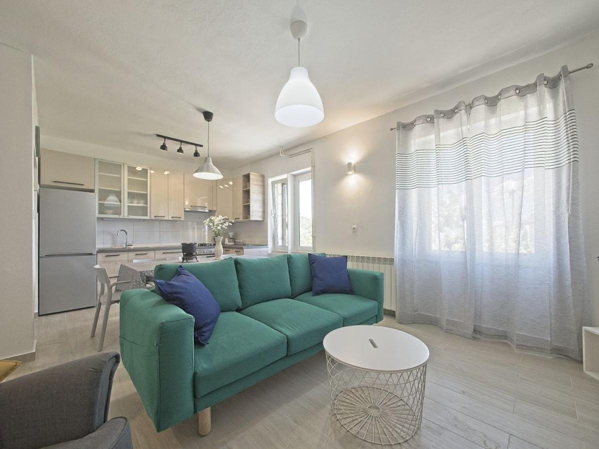 Apartman Nikica Постира Экстерьер фото